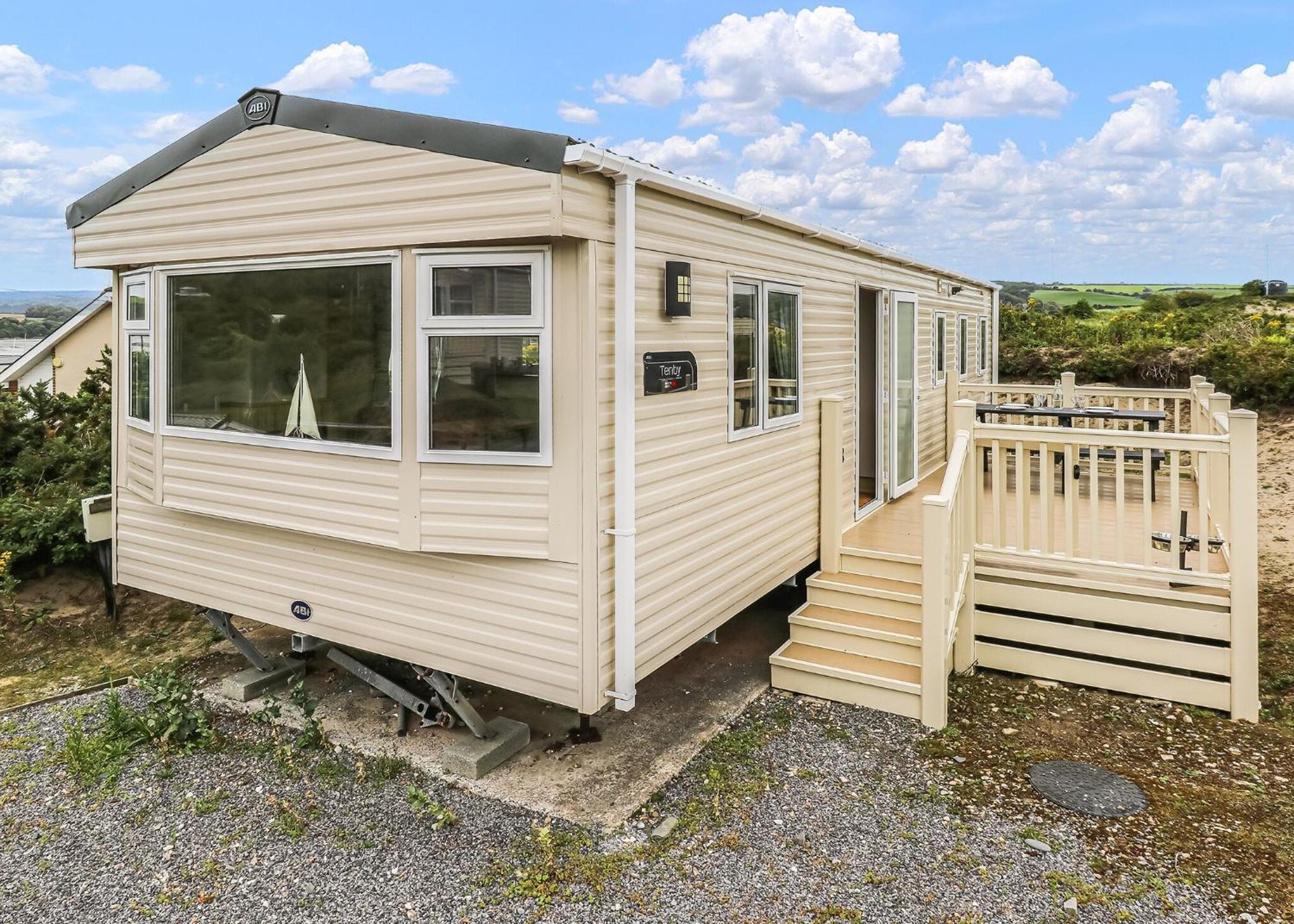 Hotel Waters Edge Leisure Park Cardigan Exterior foto